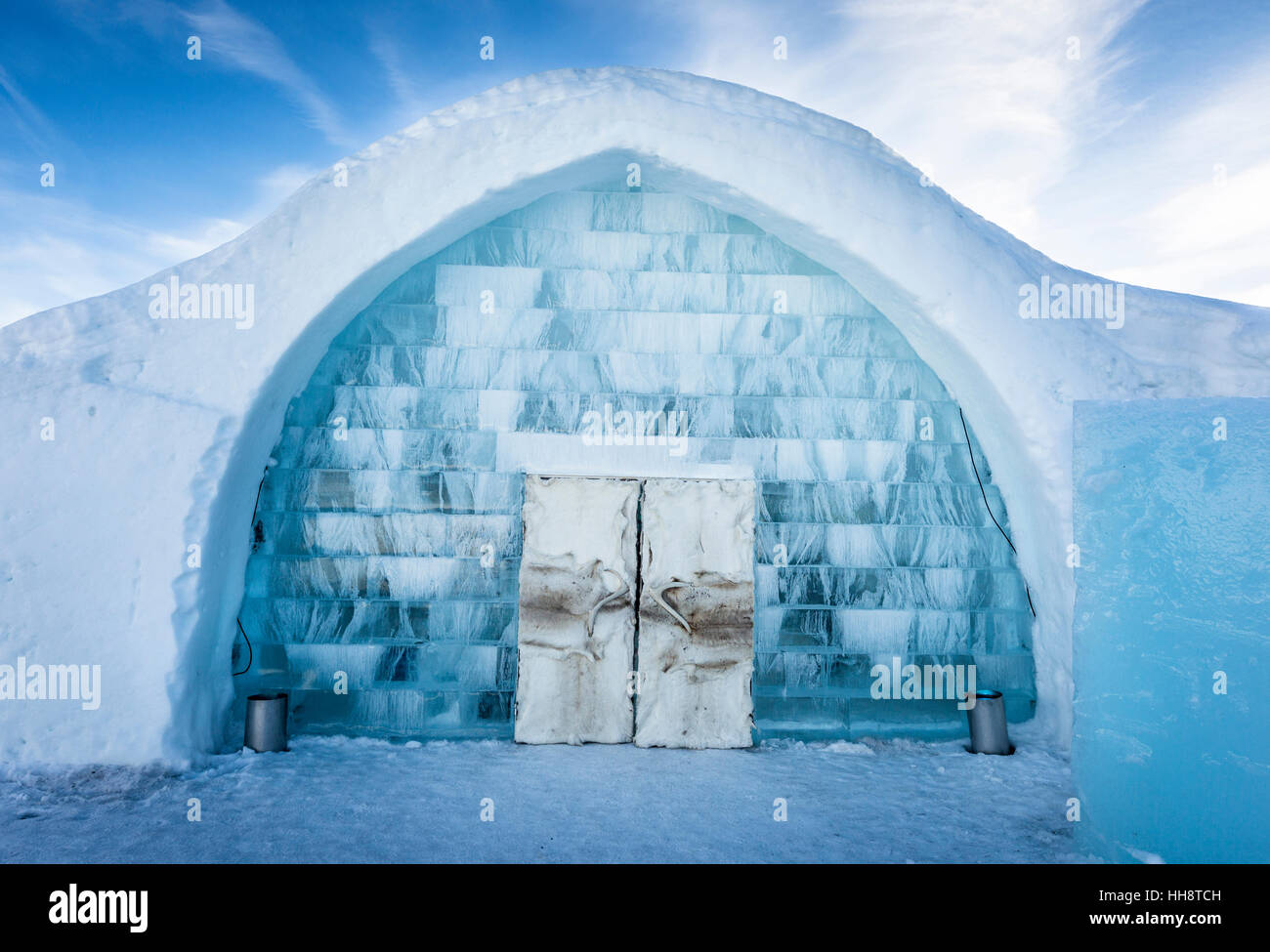 Icehotel exterior sweden hi-res stock photography and images - Alamy