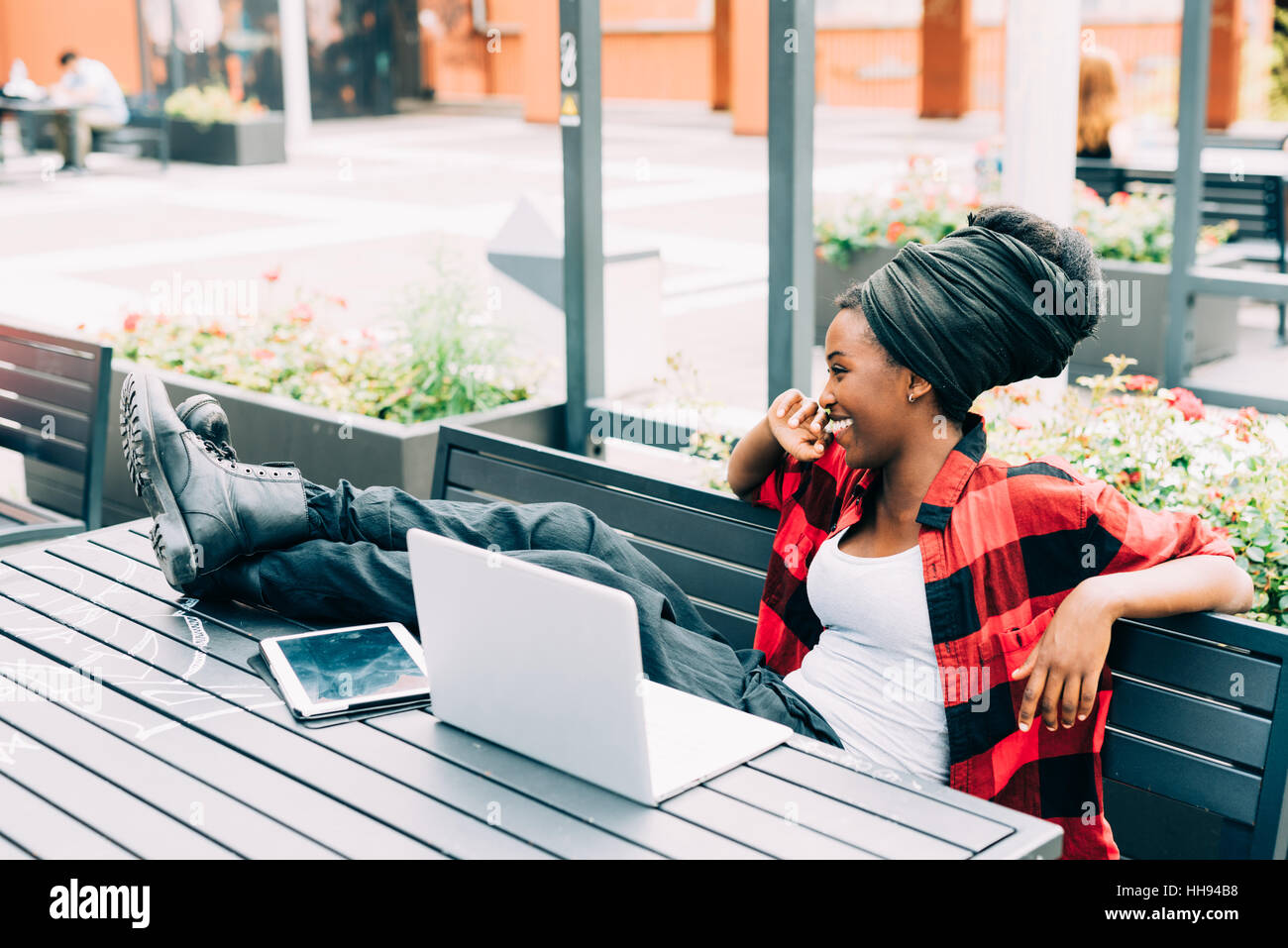 Young relaxed afro student hi-res stock photography and images - Alamy