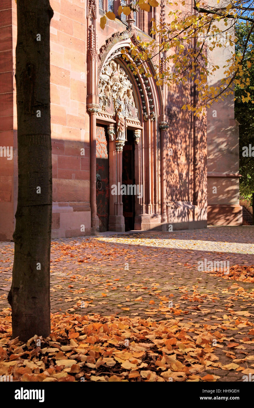 church, yard, autumn leaves, graveyard, rheingau, courtyard, historical, Stock Photo