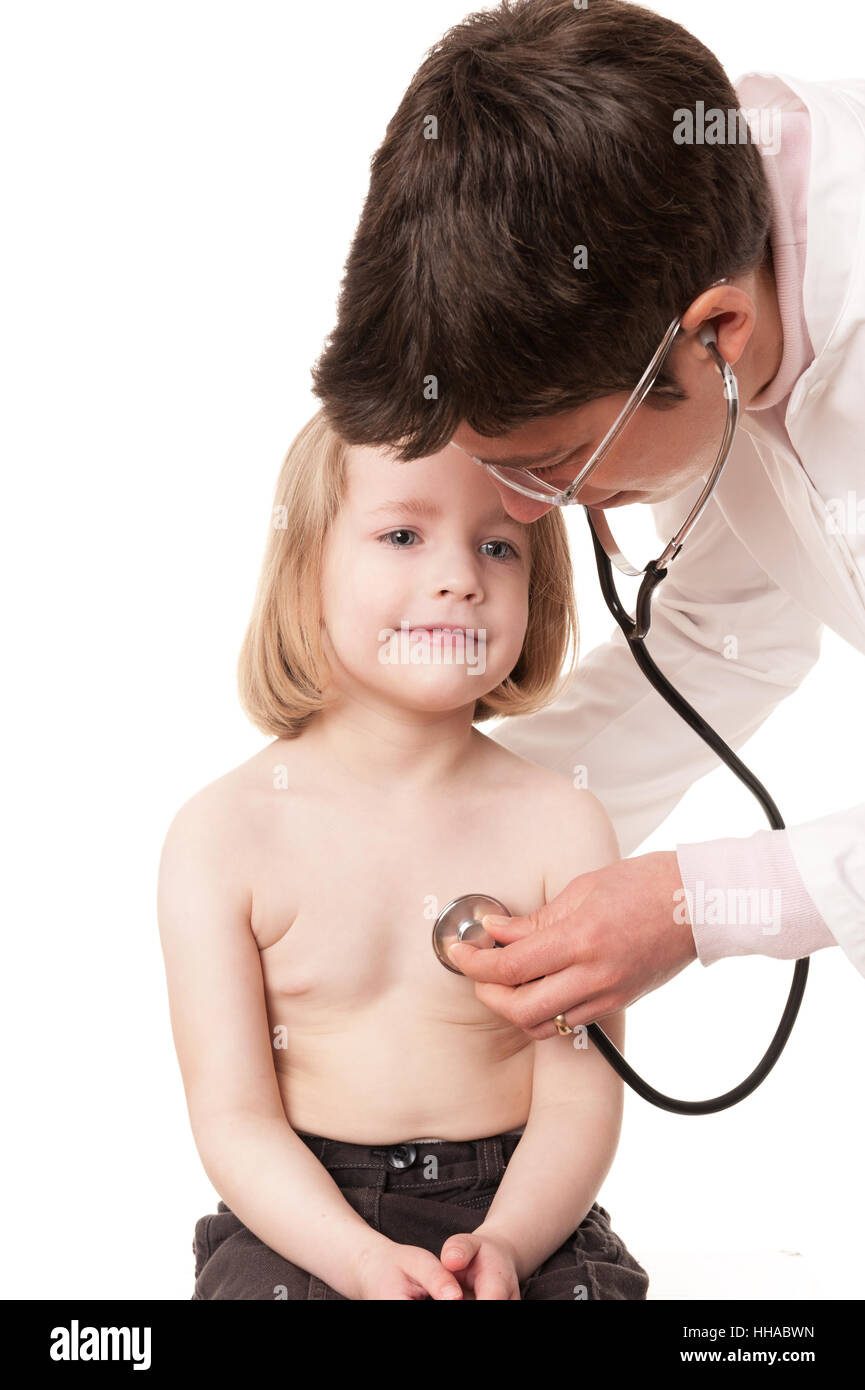 Kleinkind beim Kinderarzt vor weißem Hintergrund Stock Photo