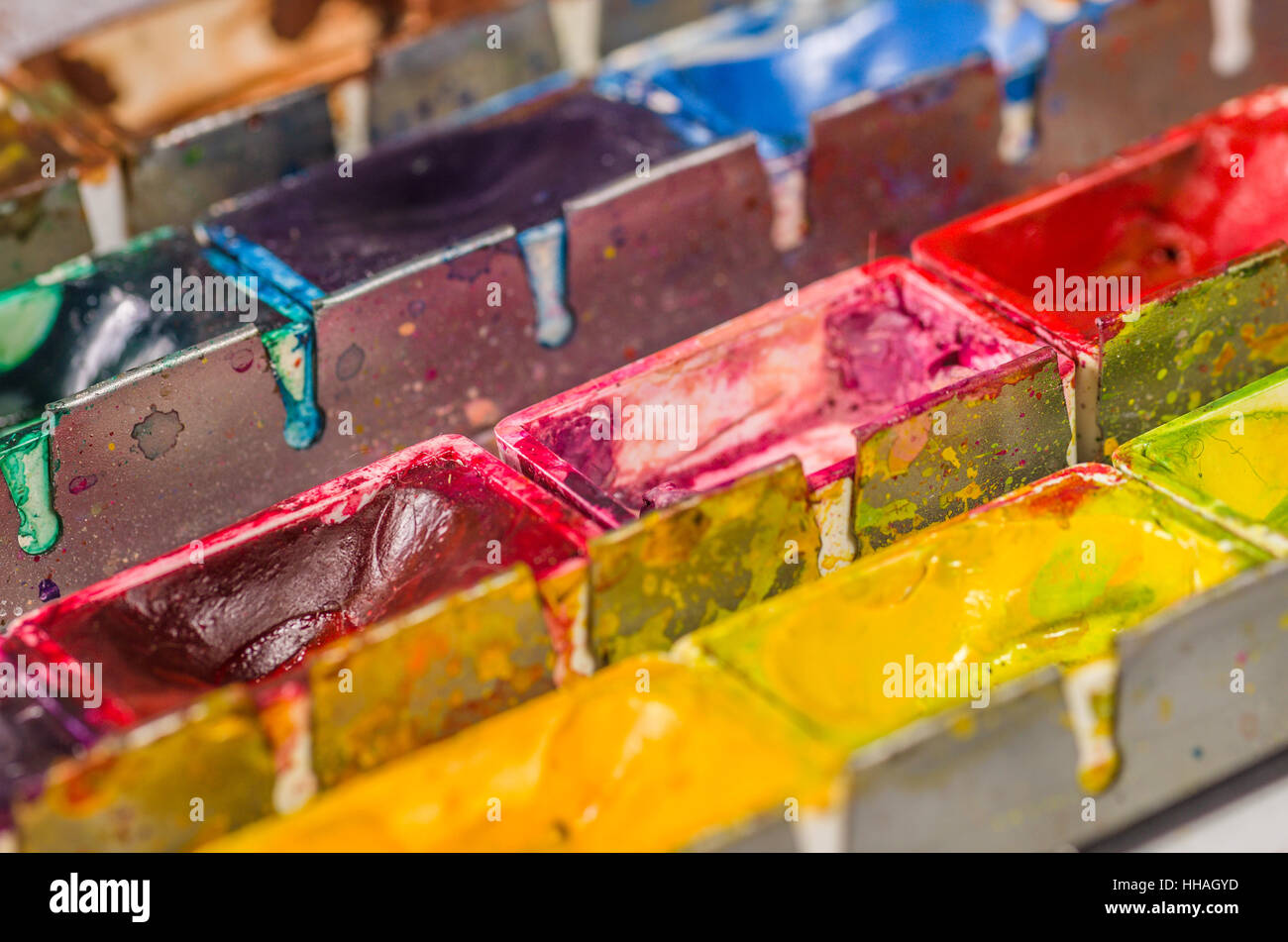 Metallic watercolor hi-res stock photography and images - Alamy