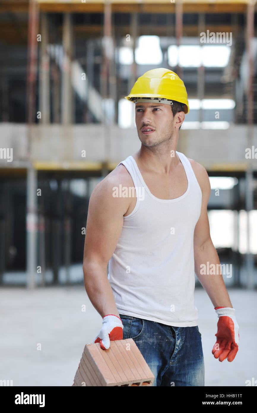 красивые парни в стройке. Hard worker. Hard work team. молодой рабочий. женщина инженер.