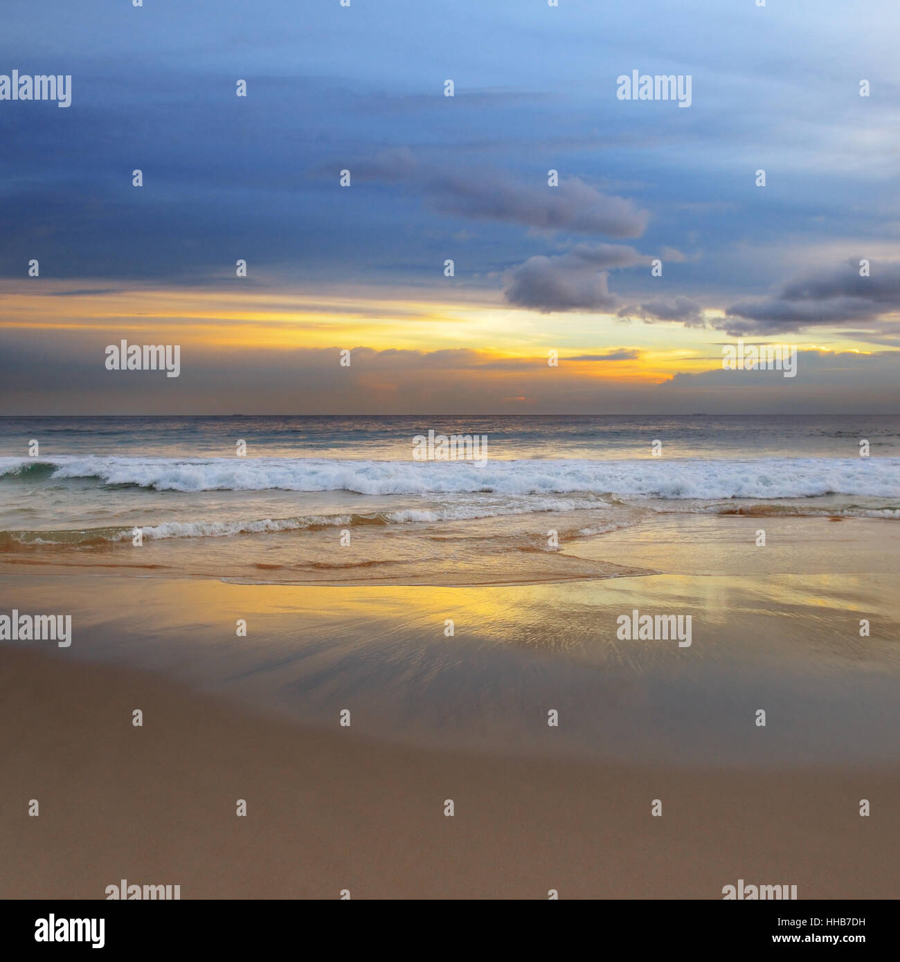 sunrise over the ocean Stock Photo - Alamy