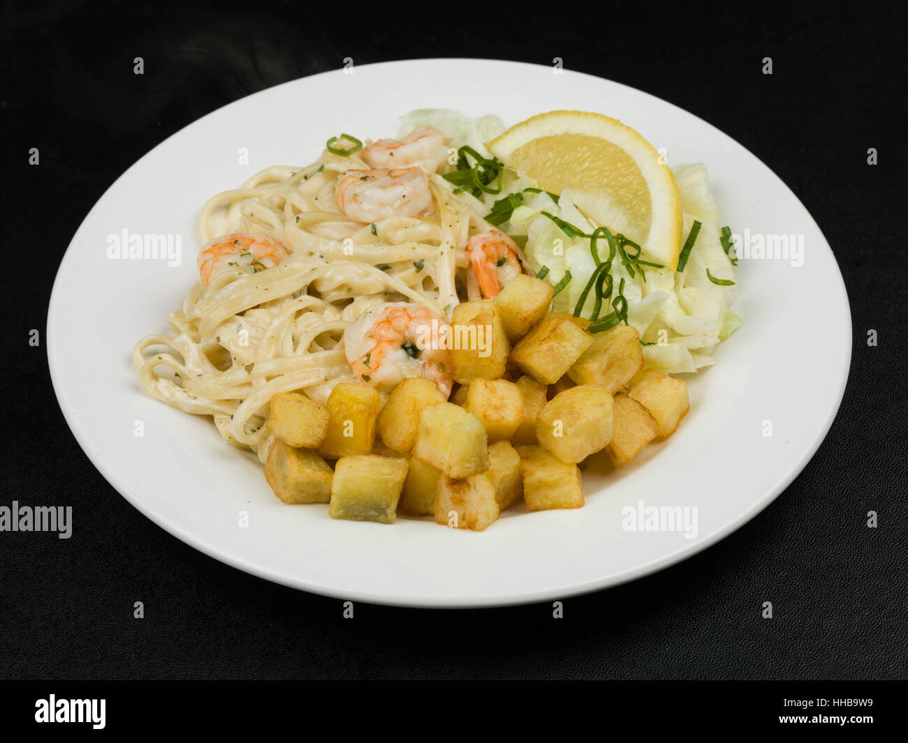 Healthy King Prawn Alfredo Linguine Italian Style Pasta Dish Stock
