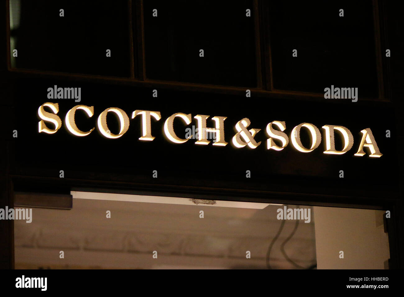 das Logo der Marke "Scotch and Soda", Berlin Stock Photo - Alamy