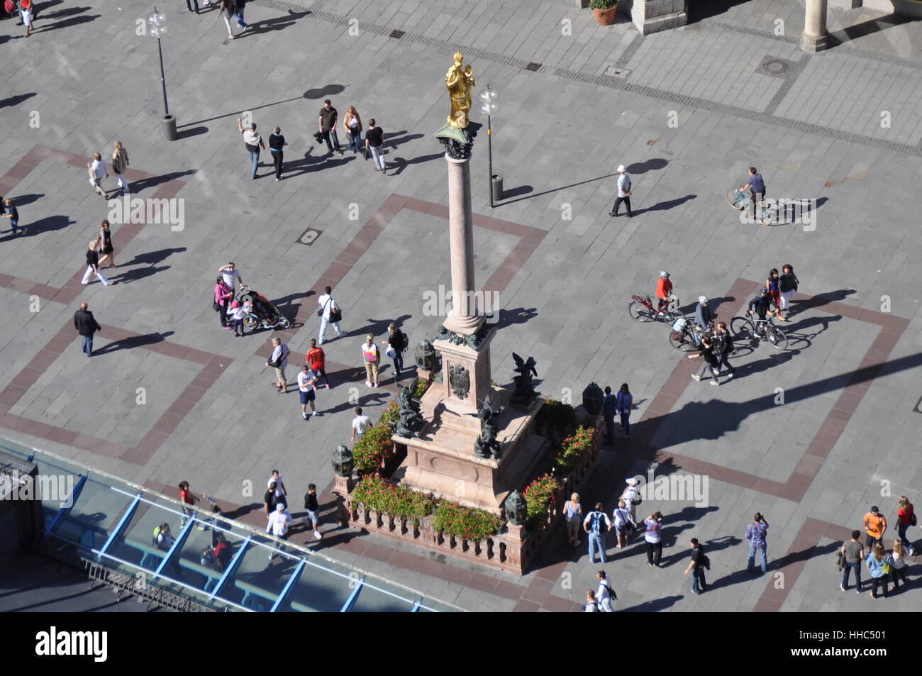 sculpture, munich, Marienplatz, statue, humans, human beings, people ...