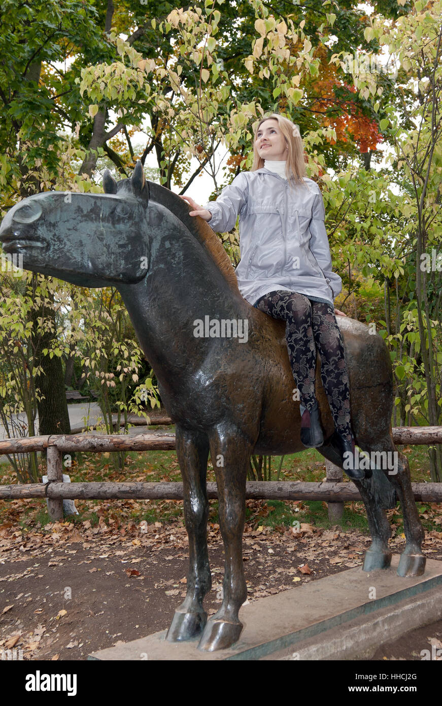 woman, monument, female, ride, horse, statue, sculpture, europe, active ...