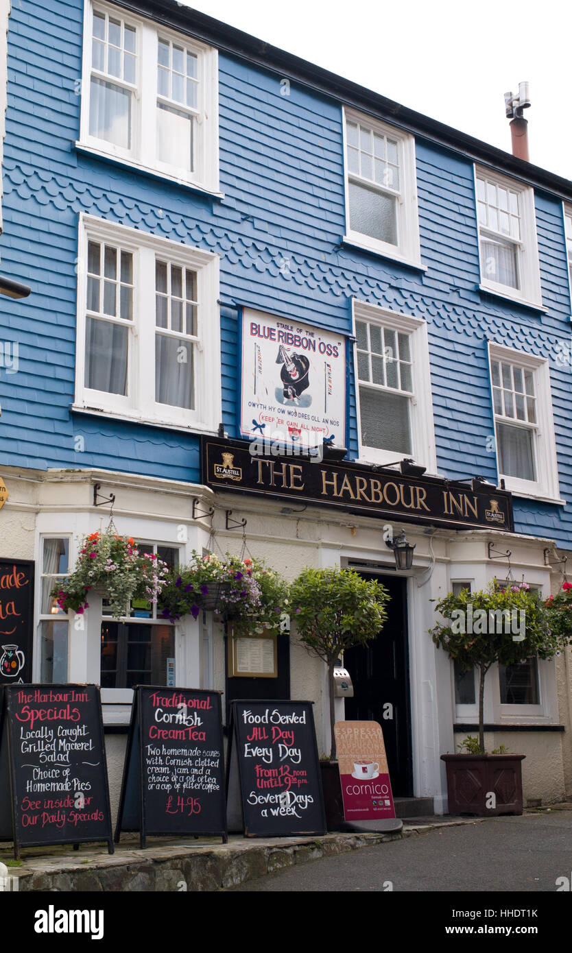 Harbour inn hires stock photography and images Alamy