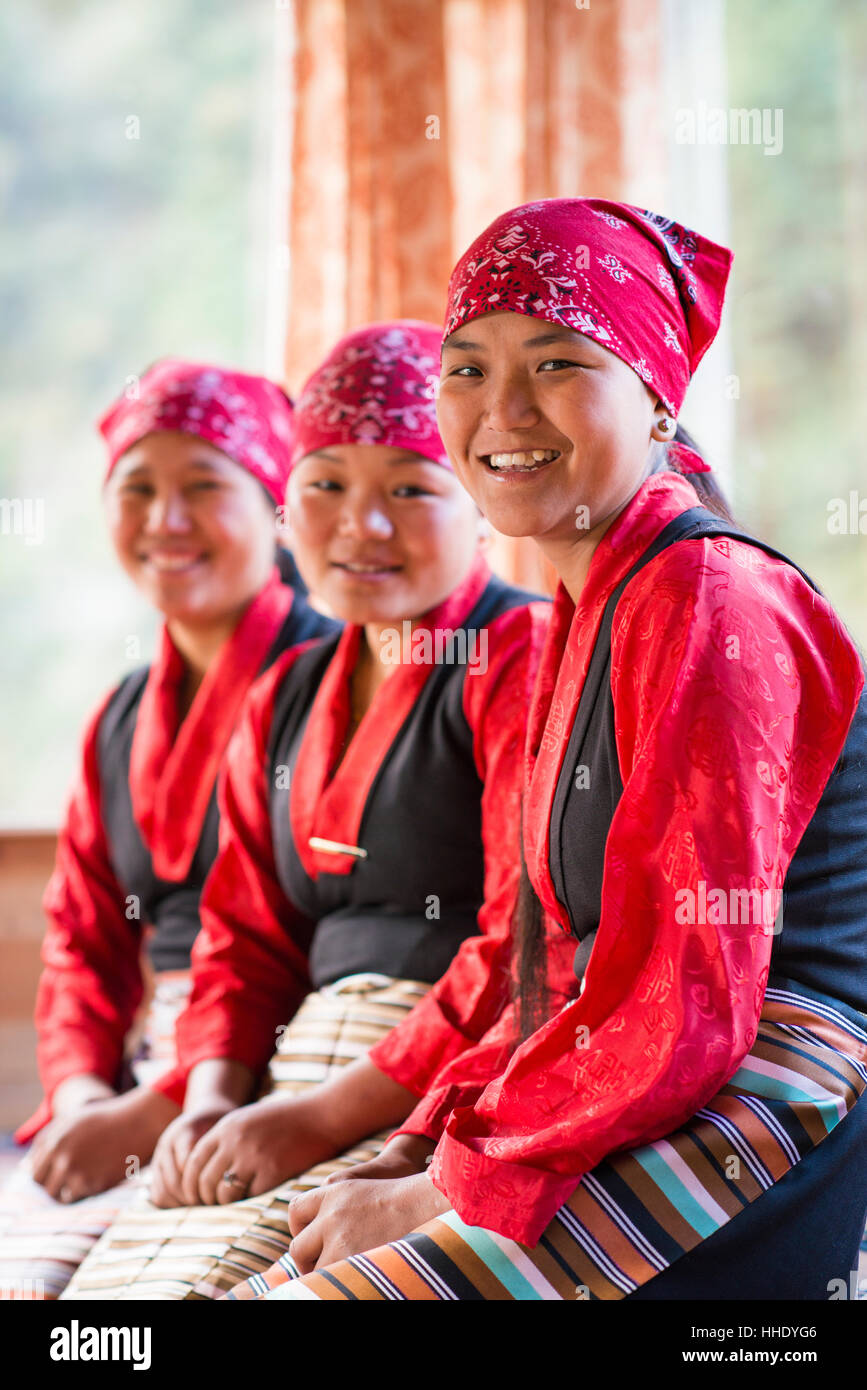 Nepali women working in tea houses in the Everest region, Nepal Stock Photo