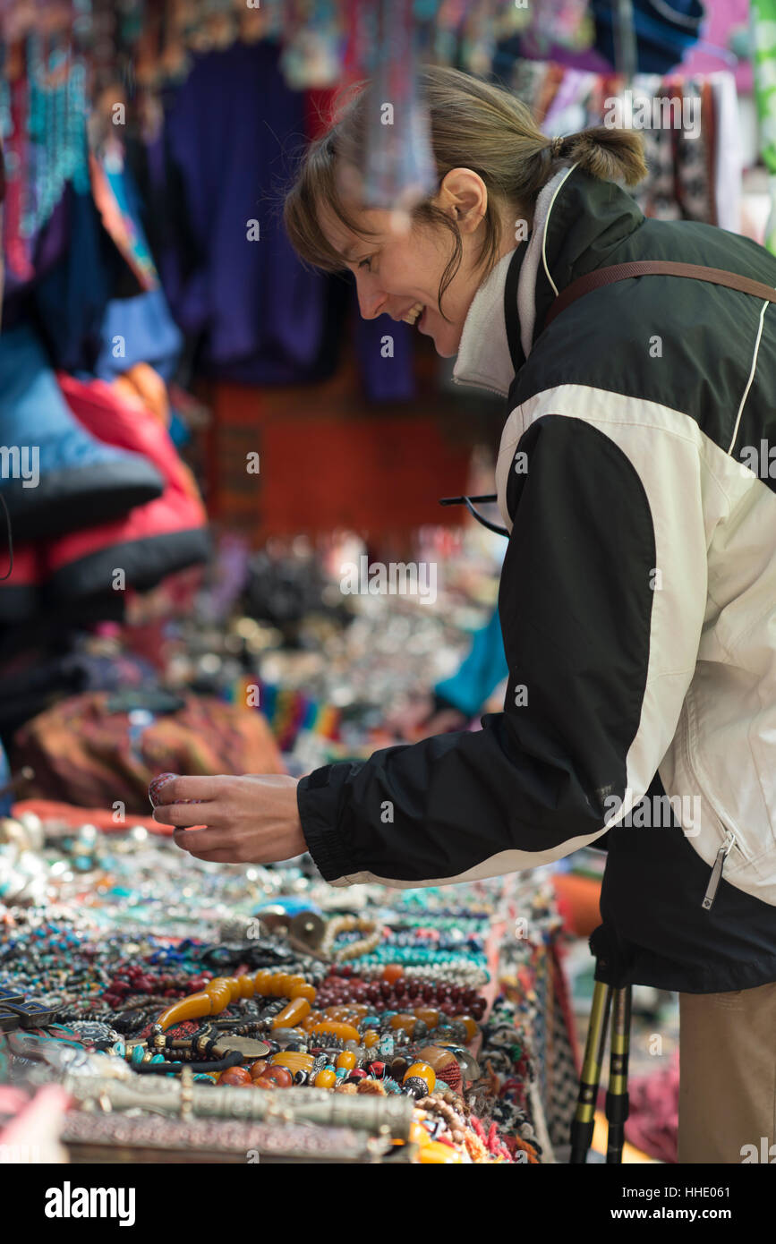 Namche bazaar market hi-res stock photography and images - Alamy