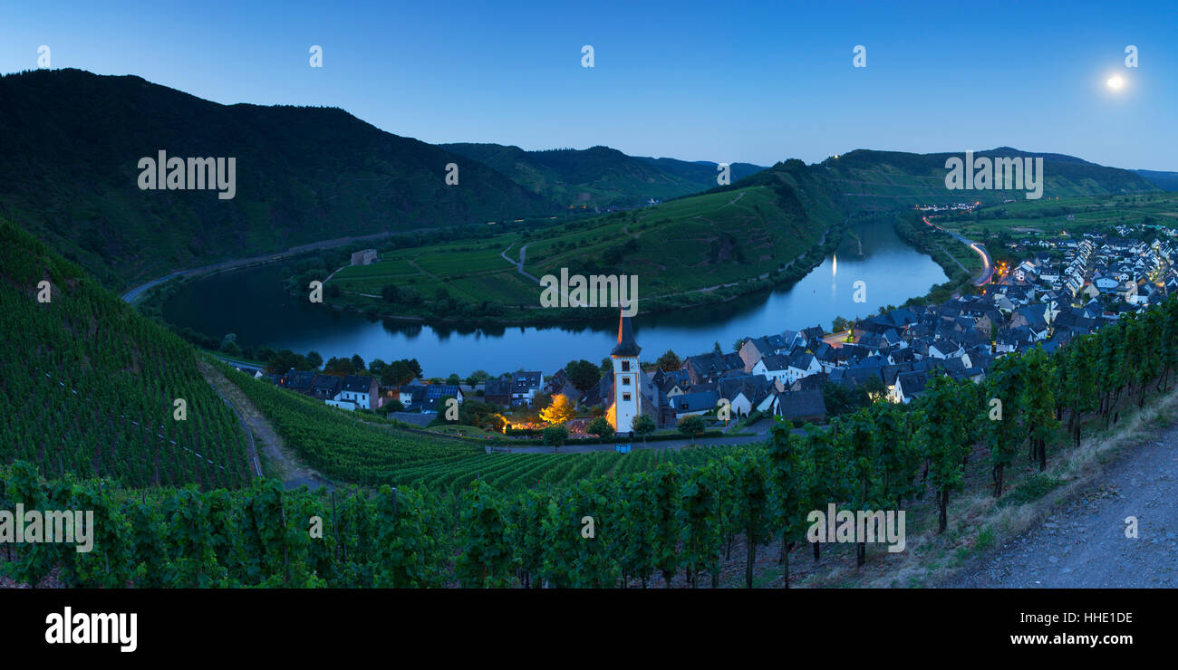 View of River Moselle at dusk, Bremm, Rhineland-Palatinate, Germany Stock Photo