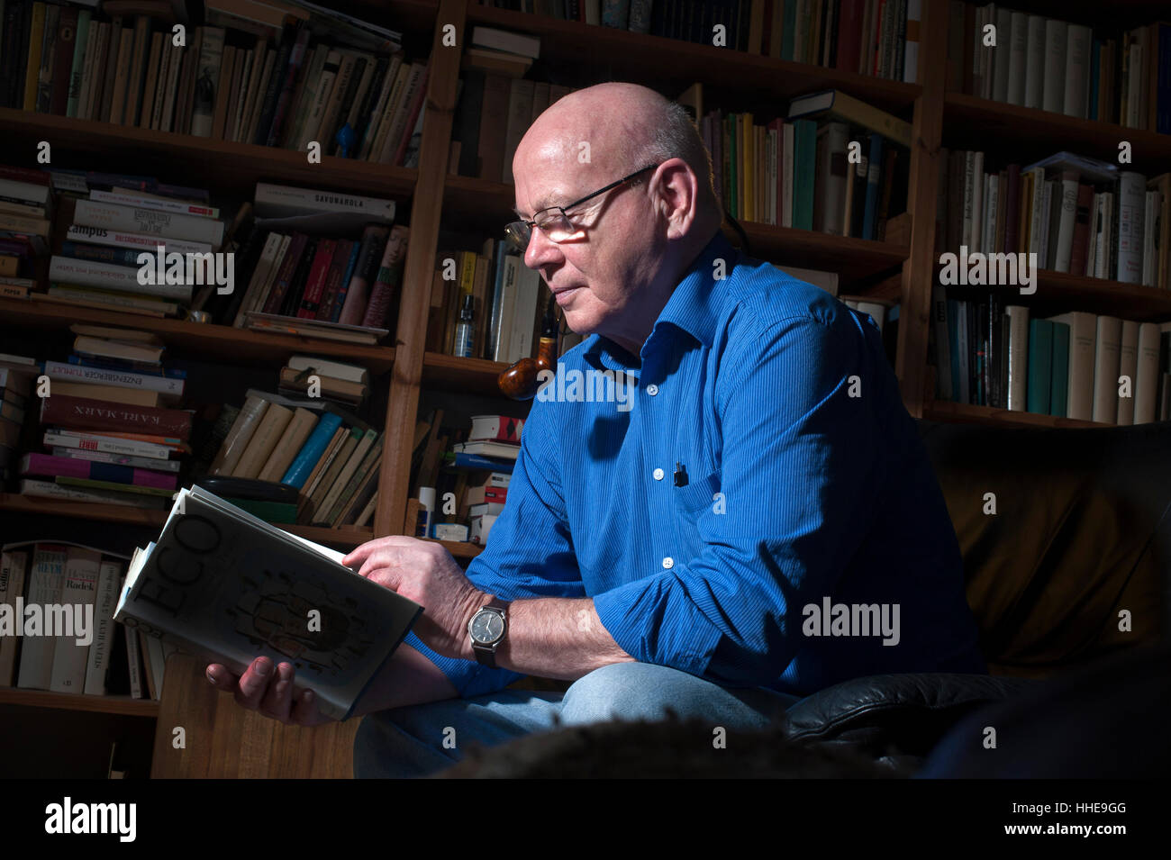 Smoking Book Hi Res Stock Photography And Images Alamy