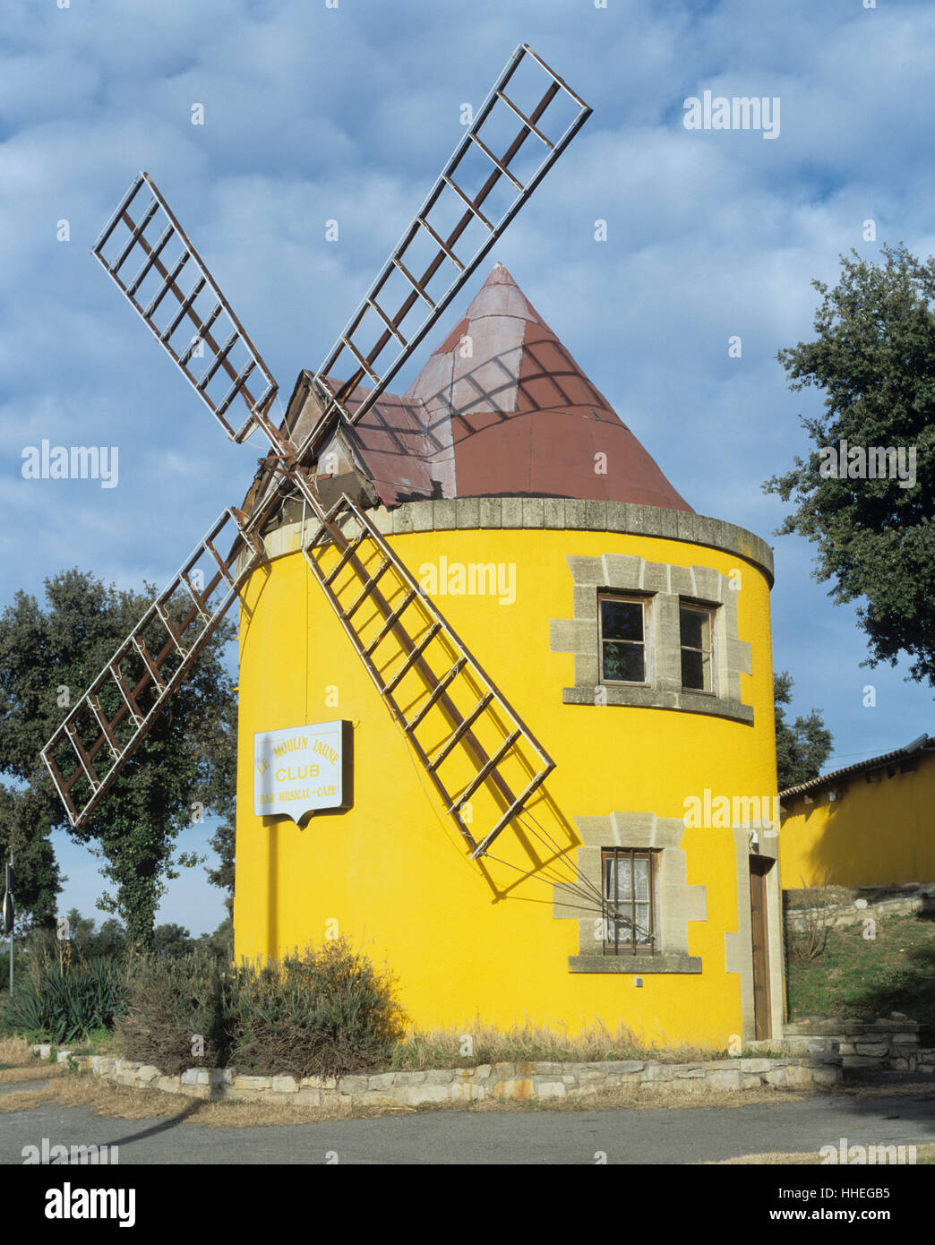 Mill LE Moulin Jaune in Nimes, Languedoc-Roussillon, France Stock Photo
