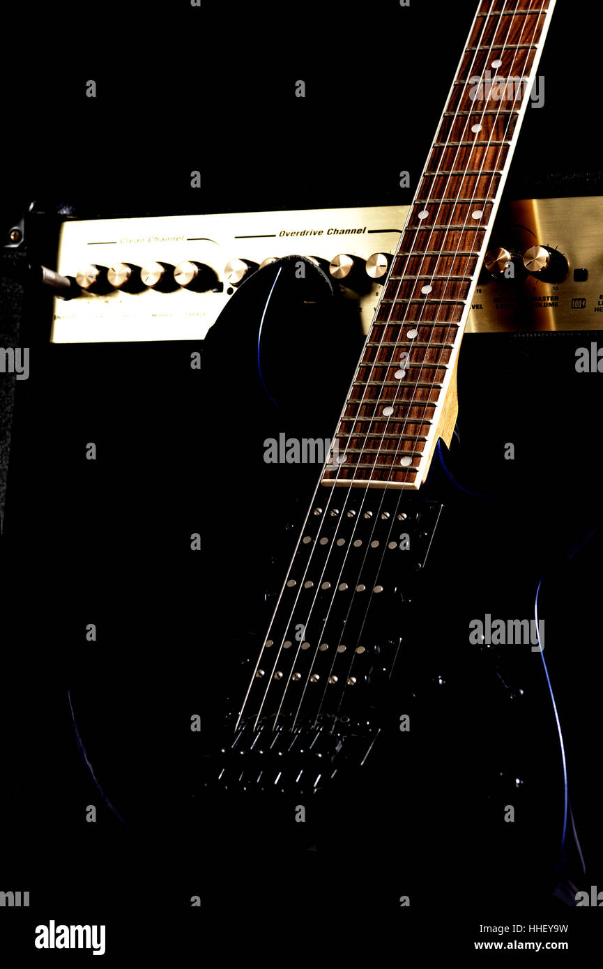concert, music, musician, guitar, amplifier, tune, perform, blue
