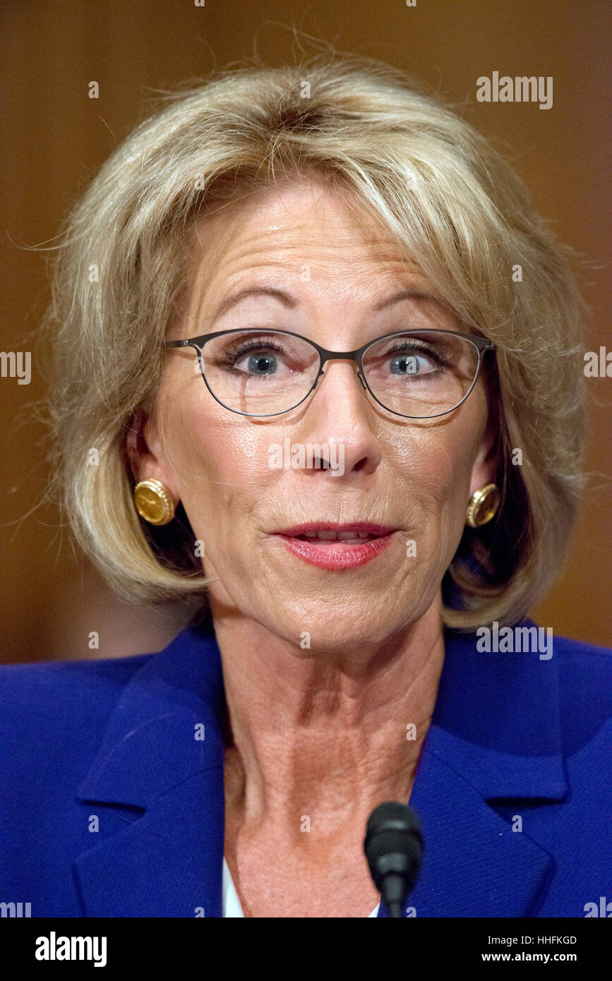 Betsy devos hi-res stock photography and images - Alamy