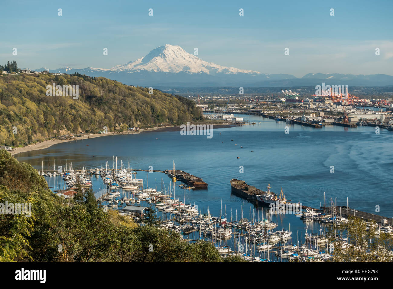 A panoramic view of Mount Rainier, The Port of Tacoma and a marina ...