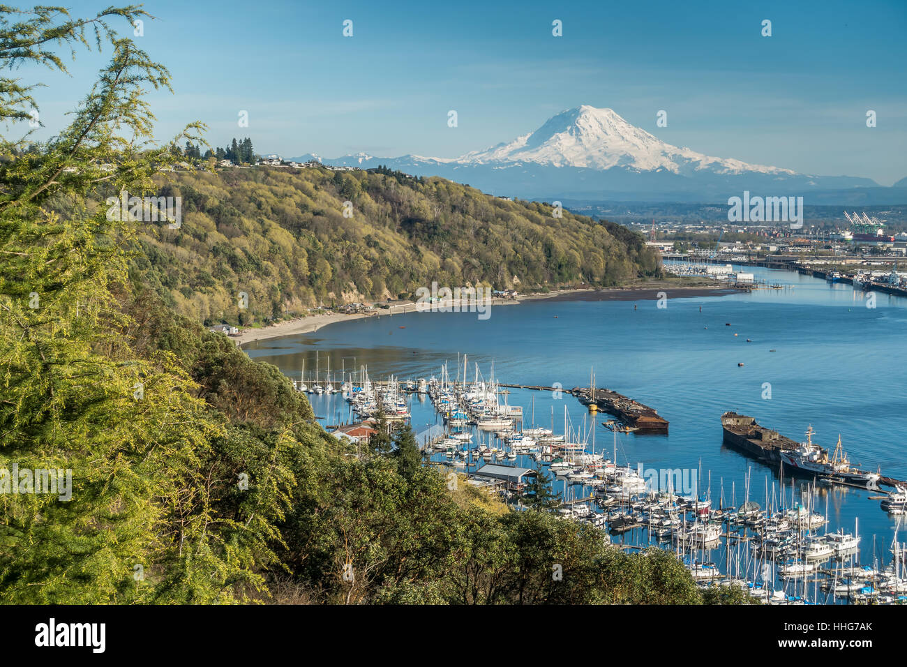 A panoramic view of Mount Rainier, The Port of Tacoma and a marina ...