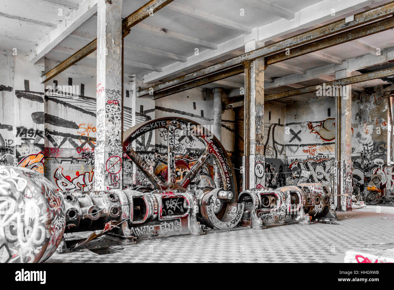 run down factory, industrial abandoned warhouse Stock Photo