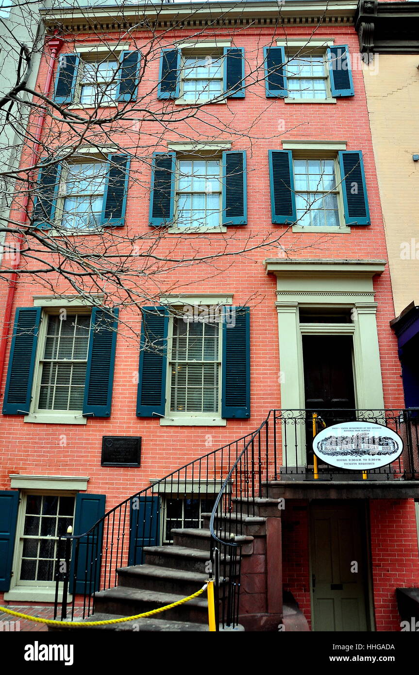 Washington, DC - April  11, 2014:  The Petersen House, opposite Ford's Theatre, in which President Lincoln died on April 15, 1865  * Stock Photo