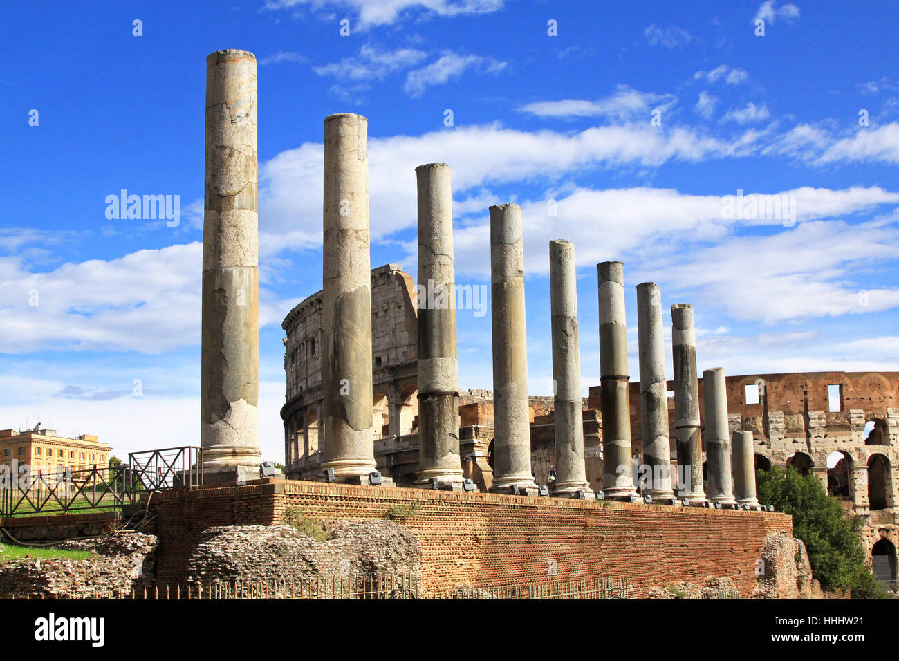 Popular Rome Builds Rome, roma, ruins, style of construction, architecture, architectural ...