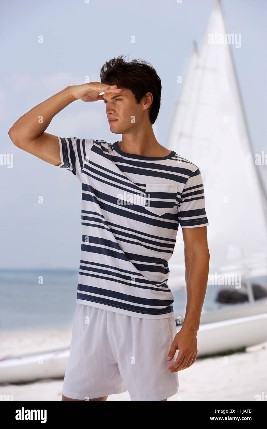 Looking out the front of boat hi-res stock photography and images - Alamy