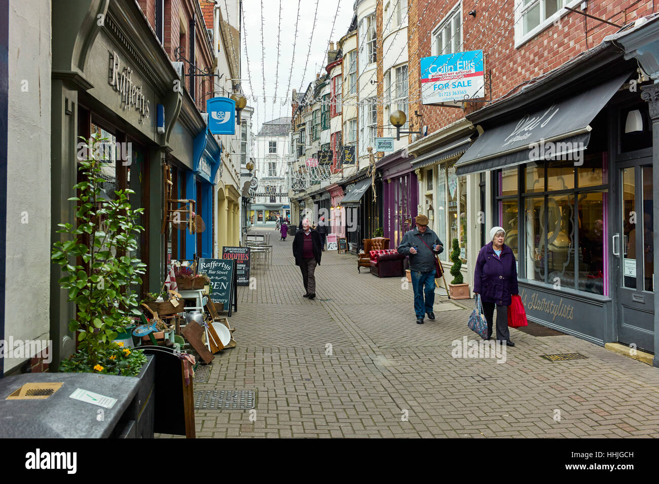 Pedestrianised street in Scarborough Stock Photo - Alamy