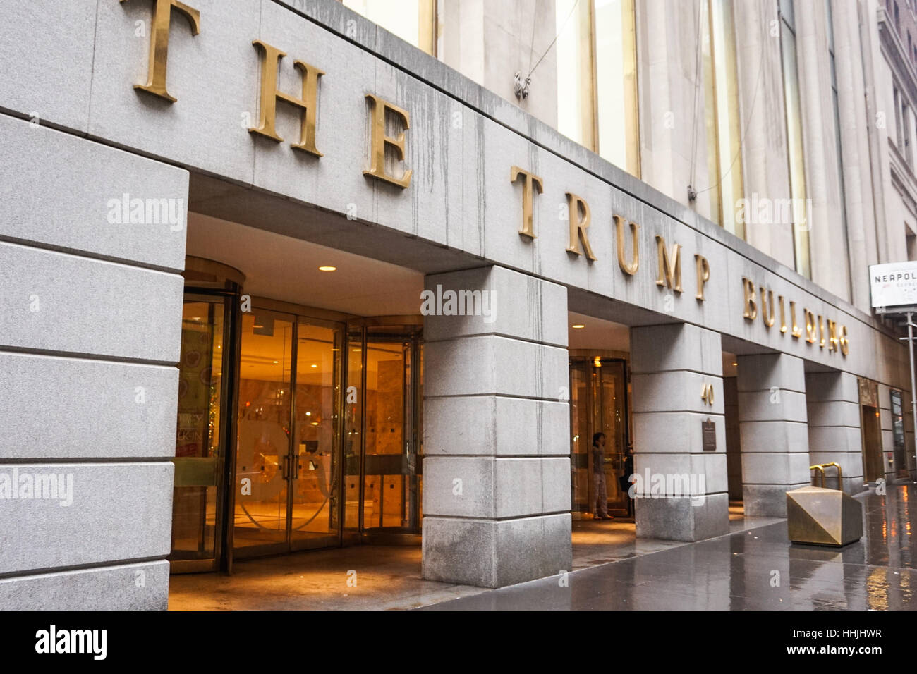The exterior of the Trump Building at 40 Wall Street, New York City, USA Stock Photo