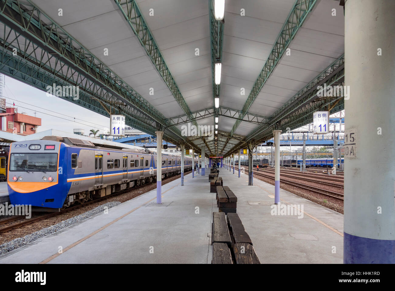 Changhua Dec 27 The Platform And Slow Train Of Changhua Train Station On Dec 27 2016 At Changhua Taiwan Stock Photo Alamy