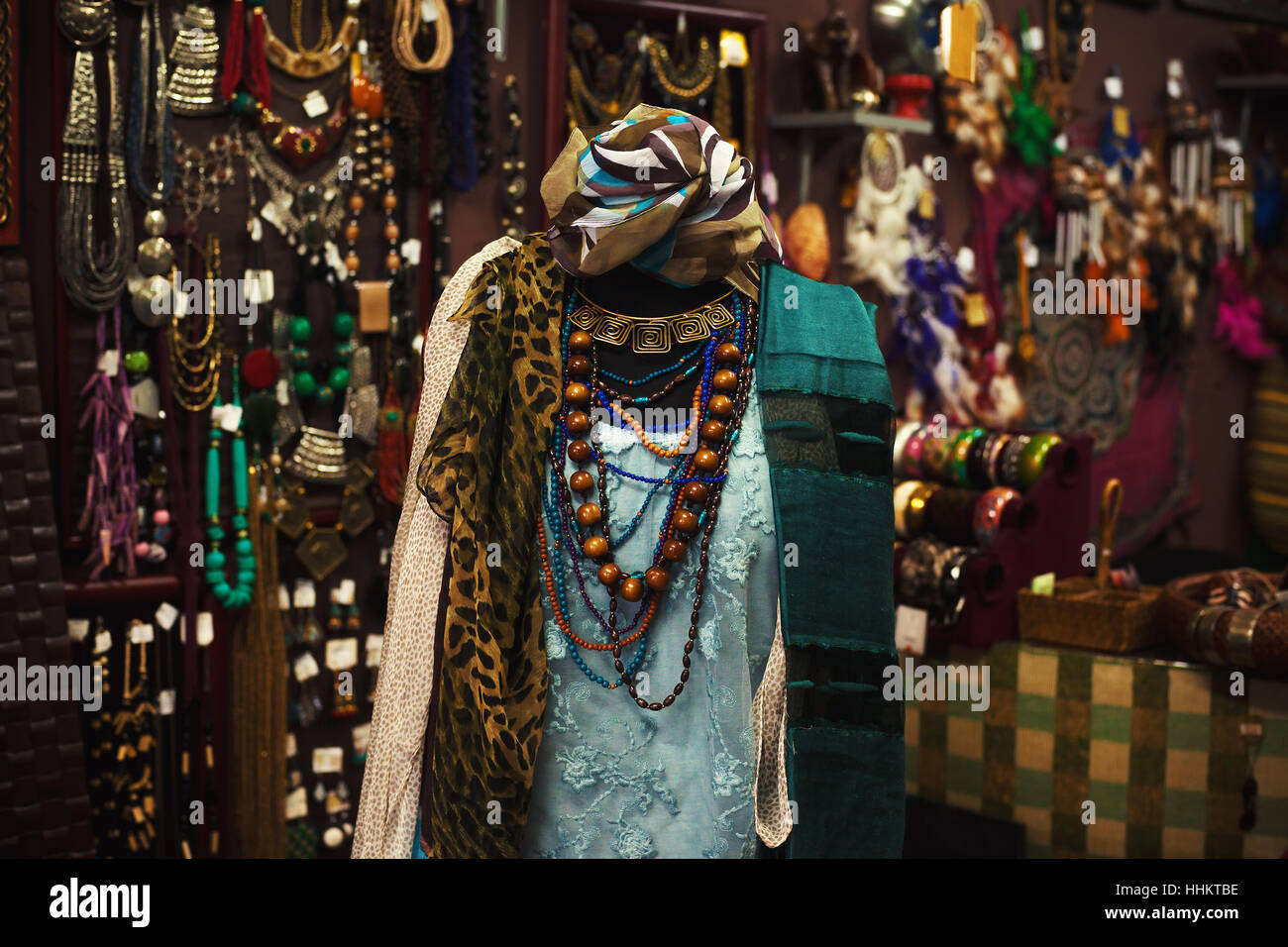 Indian shop hi-res stock photography and images - Alamy