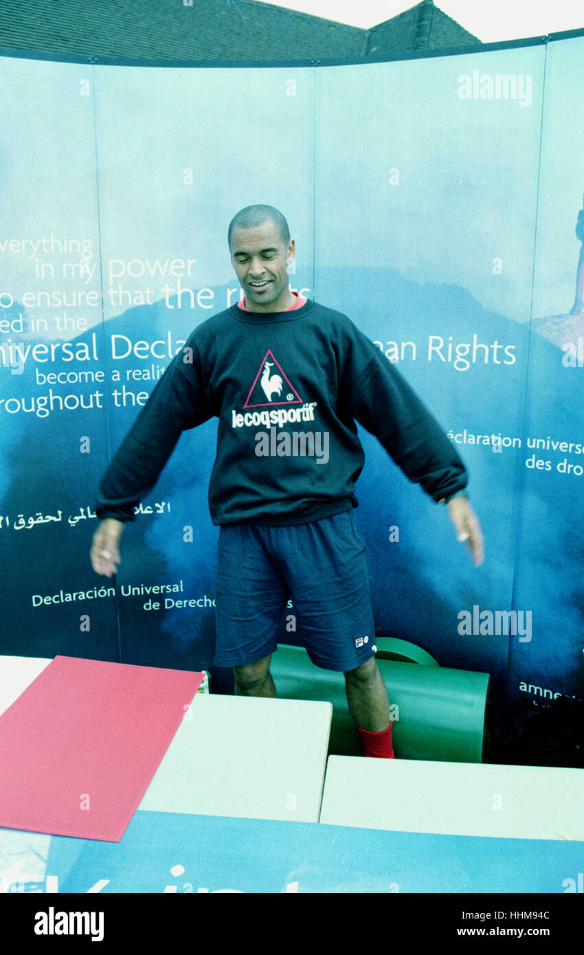 Charlton Athletic forward Mark Bright signing up the the universal declaration of human rights in 1998 Stock Photo
