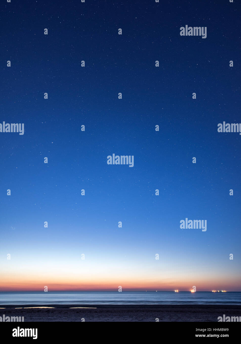 night sky with stars on the summer beach. space view from earth Stock ...