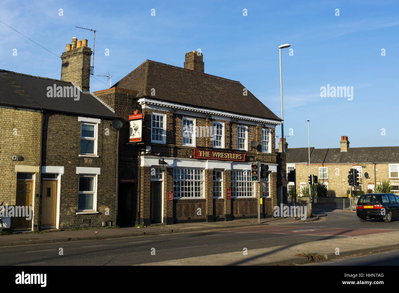 The Wrestlers public house and Thai restaurant Newmarket Road Cambridge Cambridgeshire 2017 Stock Photo