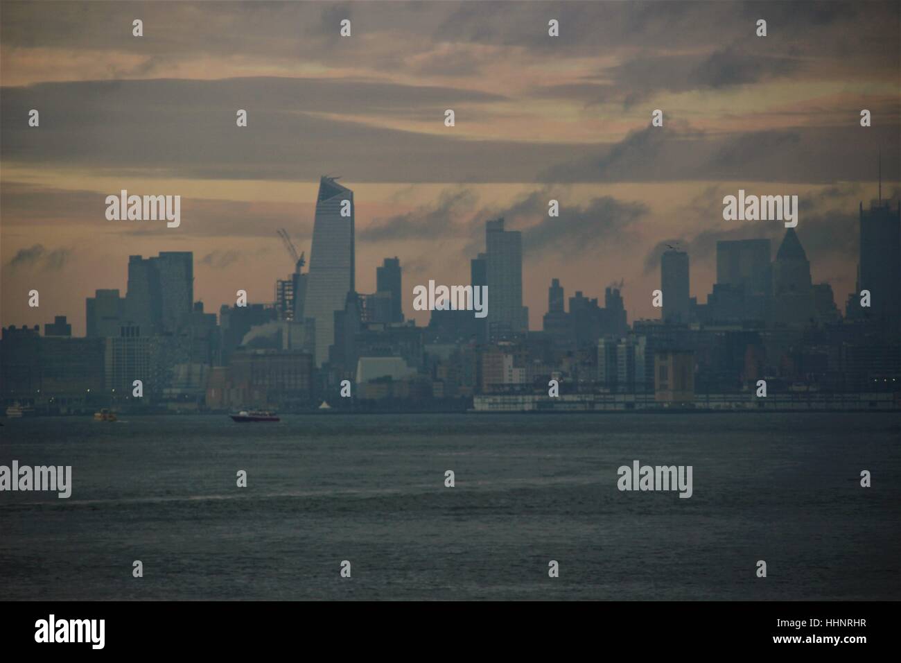 View of New York, Manhattan skyline Stock Photo - Alamy