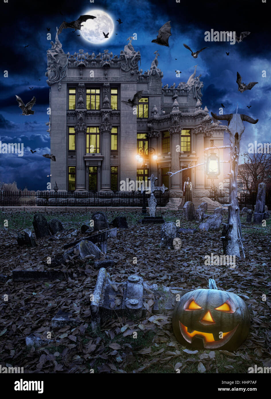 night, nighttime, moon, cemetery, fear, halloween, pumpkin, bats, house, Stock Photo