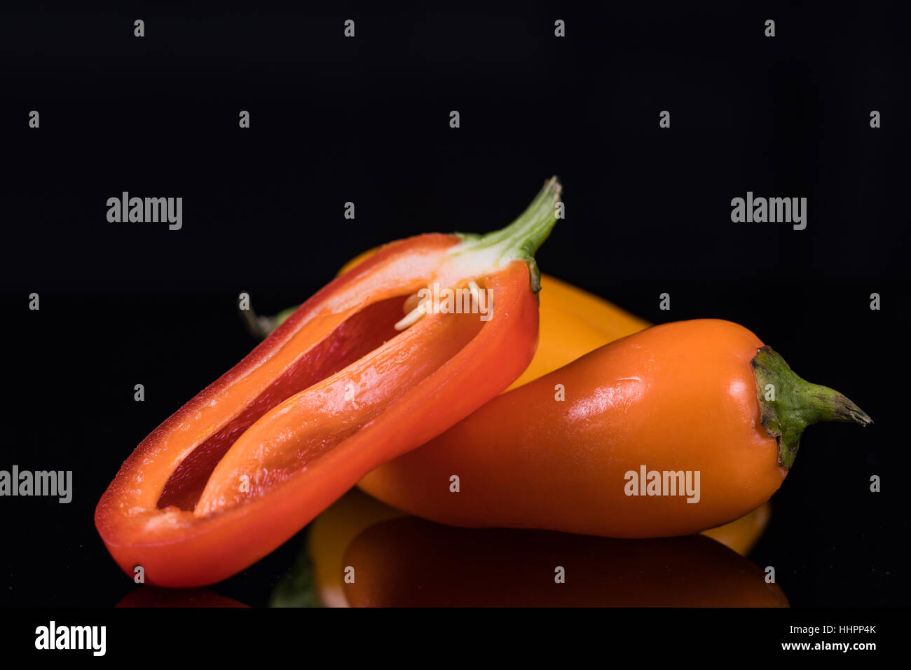 Red orange yellow peppers hi-res stock photography and images - Alamy