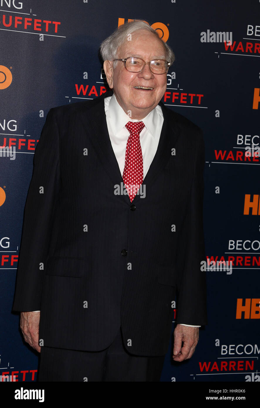 New York, USA. 19th Jan, 2017. Businessman Warren Buffett attends the world premiere of the HBO film 'Becoming Warren Buffett' held at the Museum of Modern Art. Credit: Nancy Kaszerman/ZUMA Wire/Alamy Live News Stock Photo