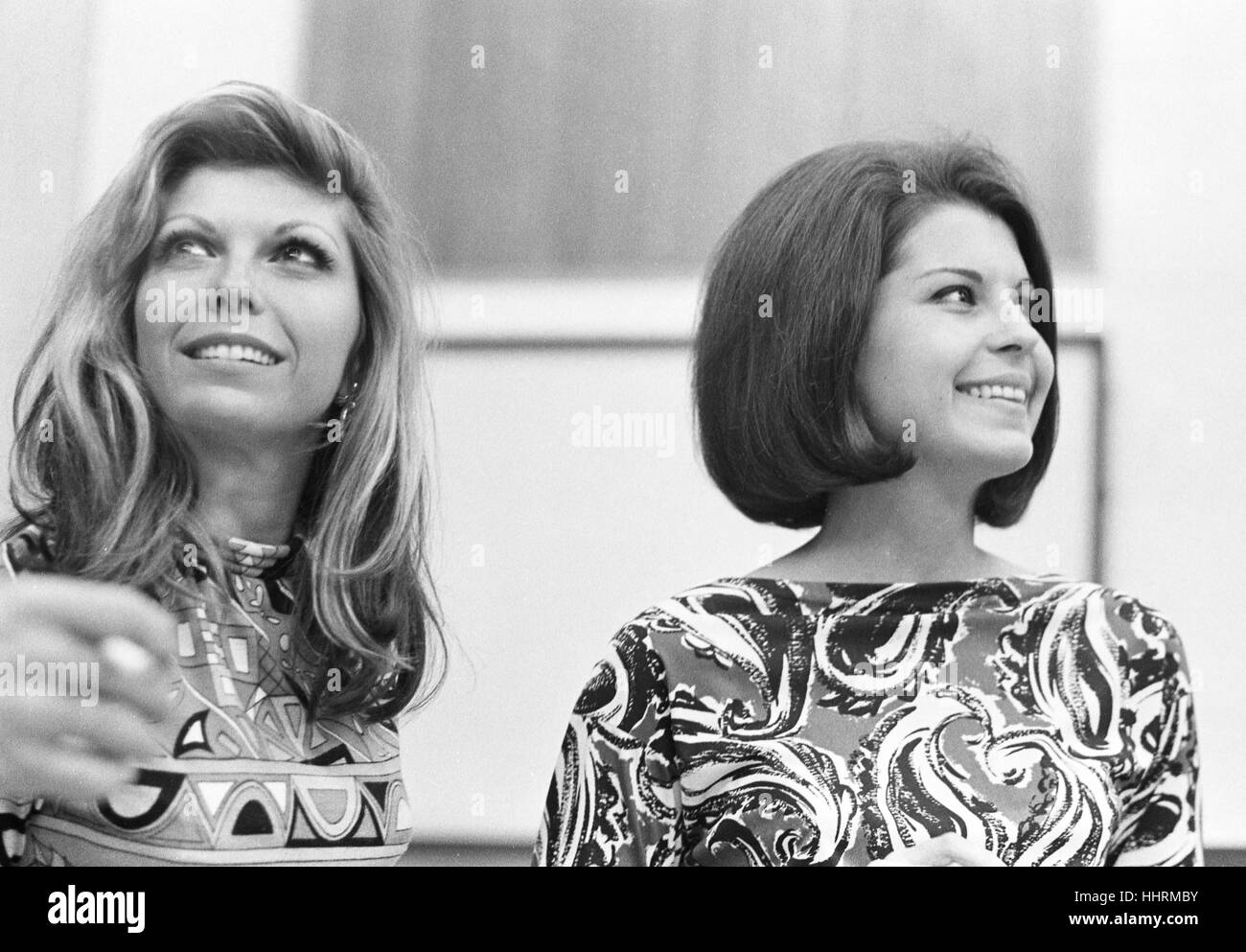 Nancy Sinatra with her sister Tina Sinatra in a recording studio in 1966. Stock Photo