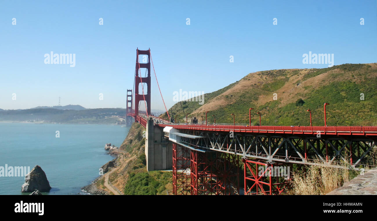 The Golden Gate Bridge in San Francisco on a clear day Stock Photo - Alamy
