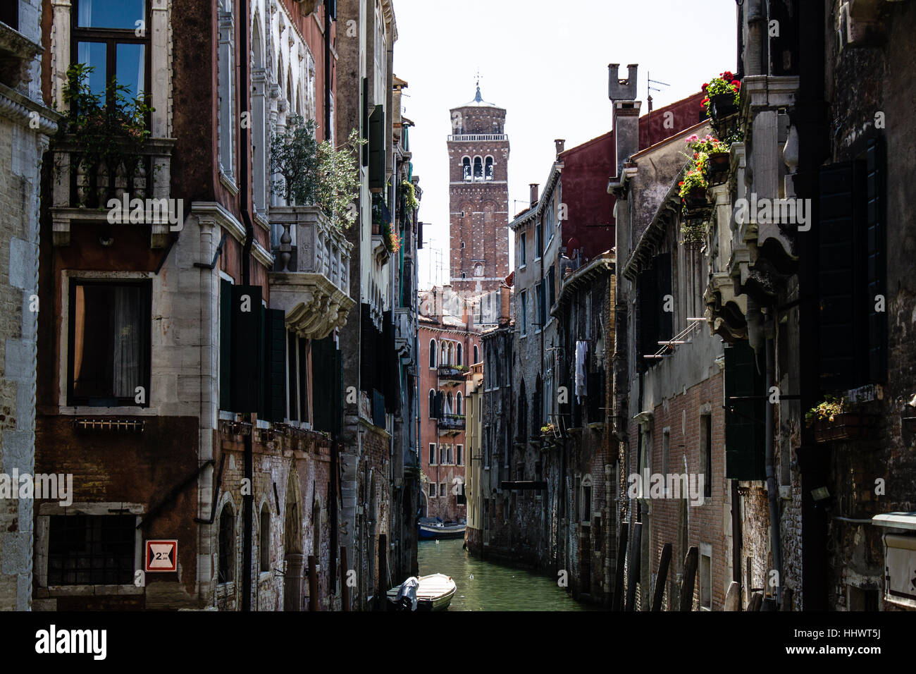 Historic narrow street of Venice Stock Photo Alamy