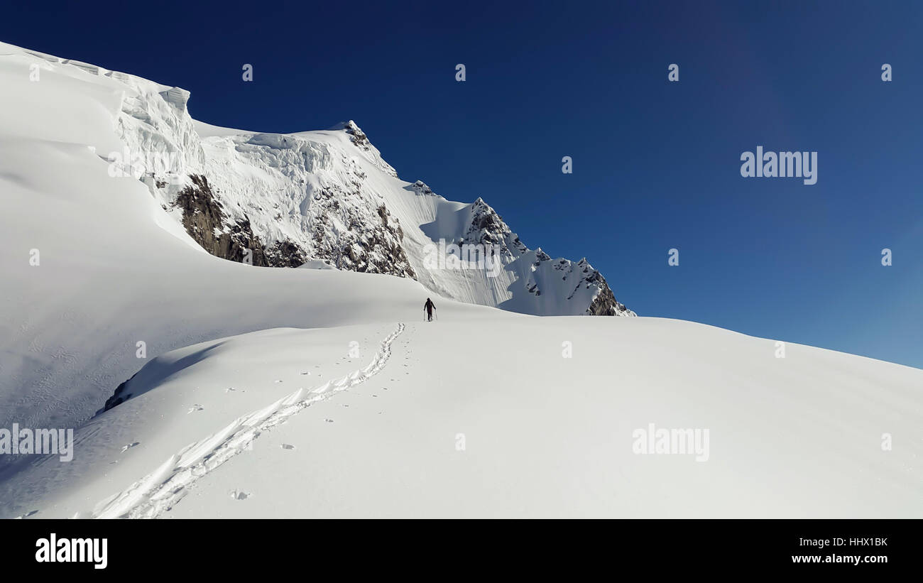 Sun mountain trails hi-res stock photography and images - Alamy