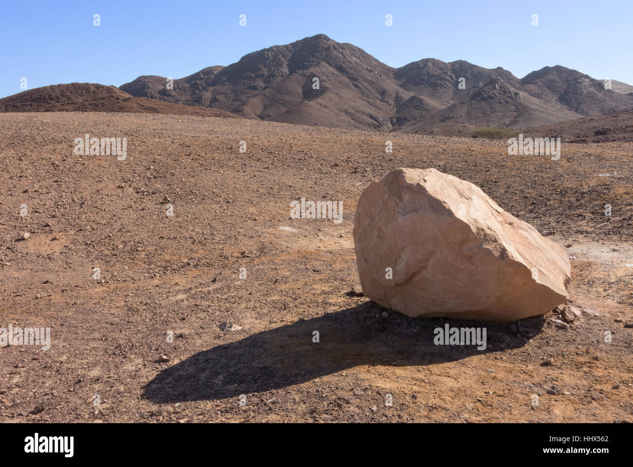 The Negev desert mountains in Southern Israel, between Mizpe Rampn and Eilat Stock Photo