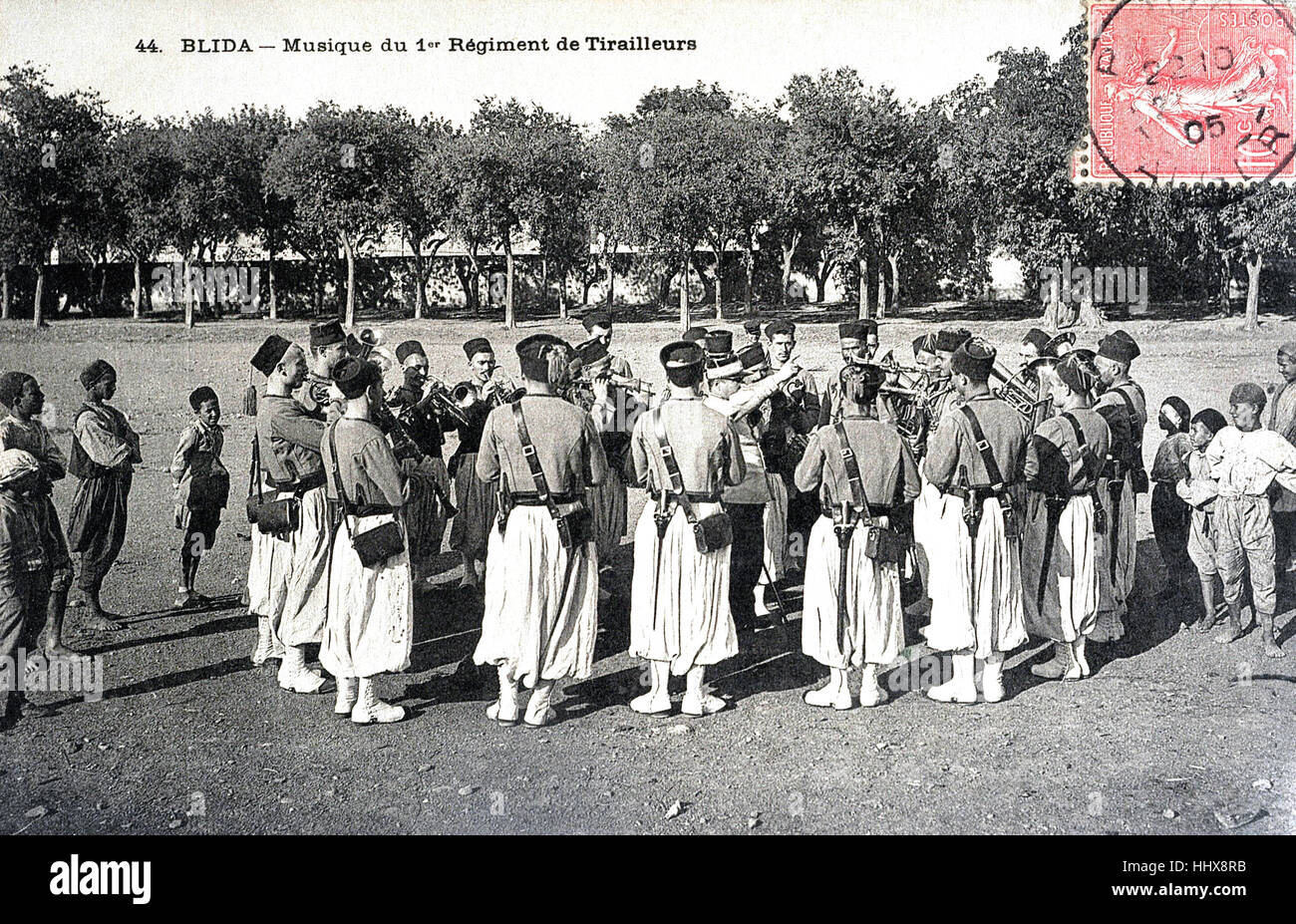 Algerian infantry hi-res stock photography and images - Alamy
