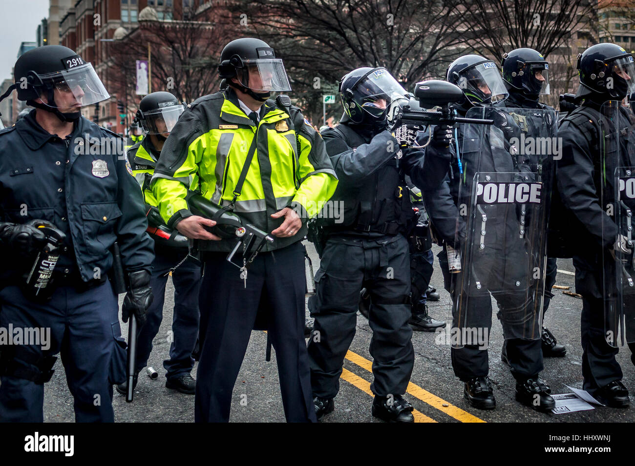 Washington, USA. 20th Jan, 2017. Hours after Donald Trump was inaugurated as the 45th President of the United States, On January, 20, 2017, protesters clashed with riot police, who responded with pepper spray, tear gas, rubber bullets and flash grenades. Credit: PACIFIC PRESS/Alamy Live News Stock Photo