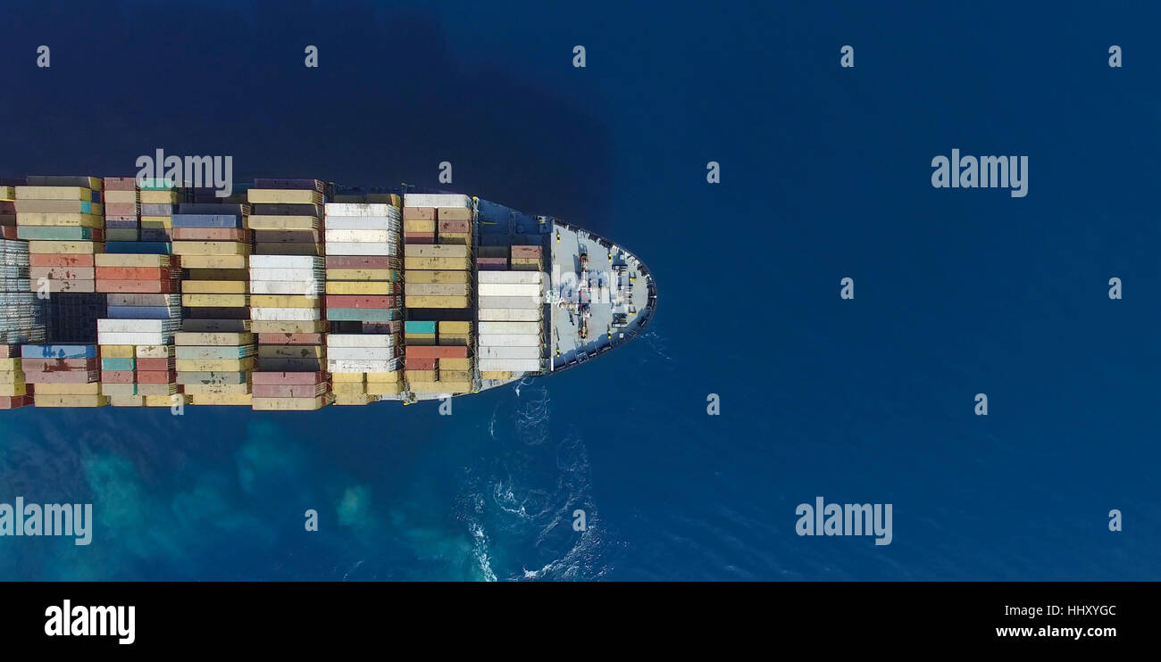Shipping container ship anchor hi-res stock photography and images - Alamy