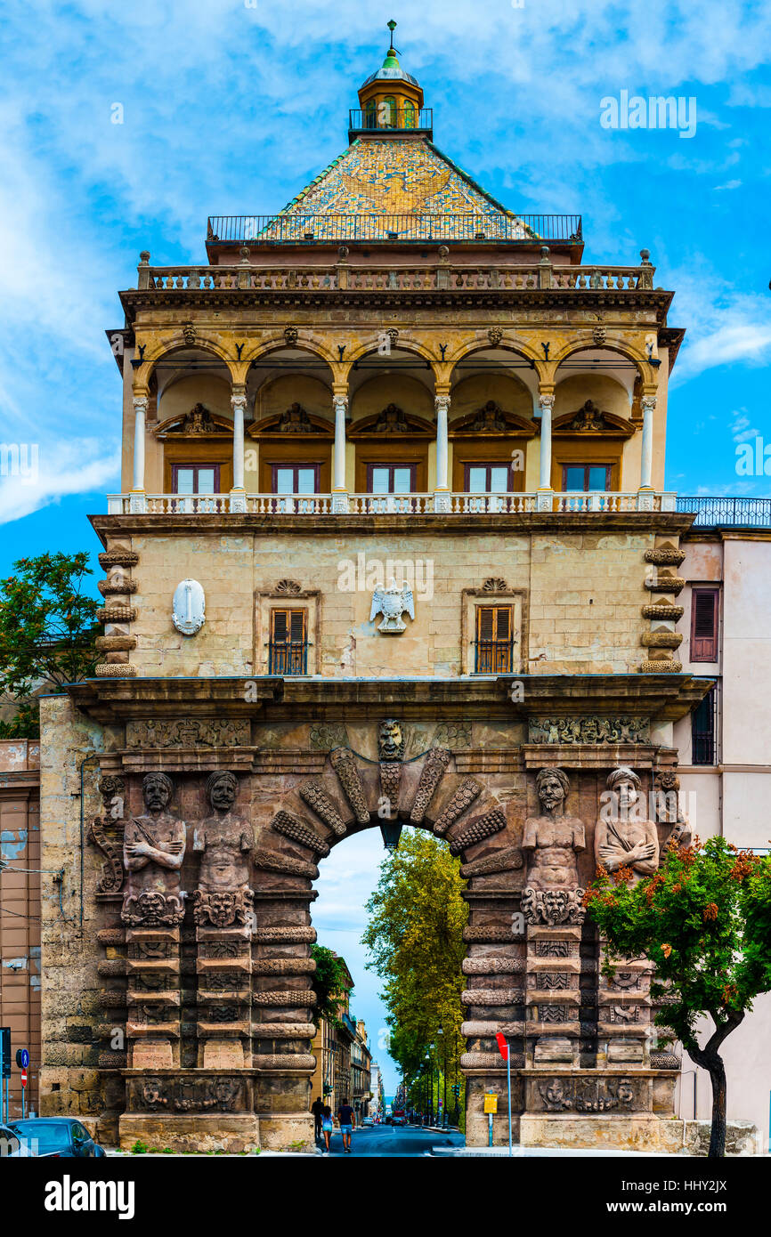 Porta Nuova of Palermo, medieval gate to the historical town center in  Sicily, Italy Stock Photo - Alamy