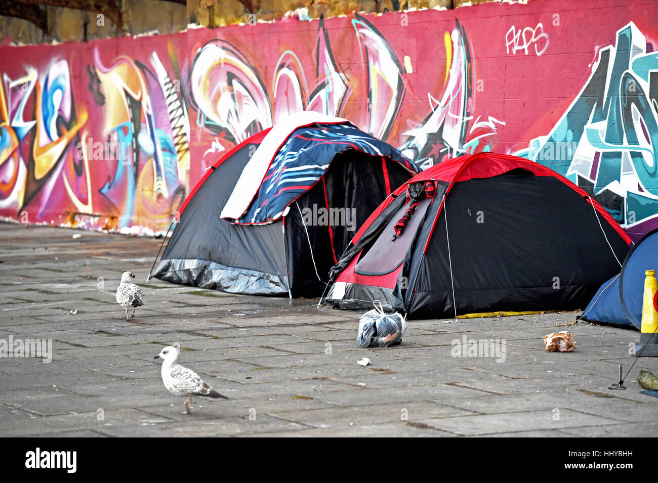 Homeless tents on Brighton seafront UK Stock Photo