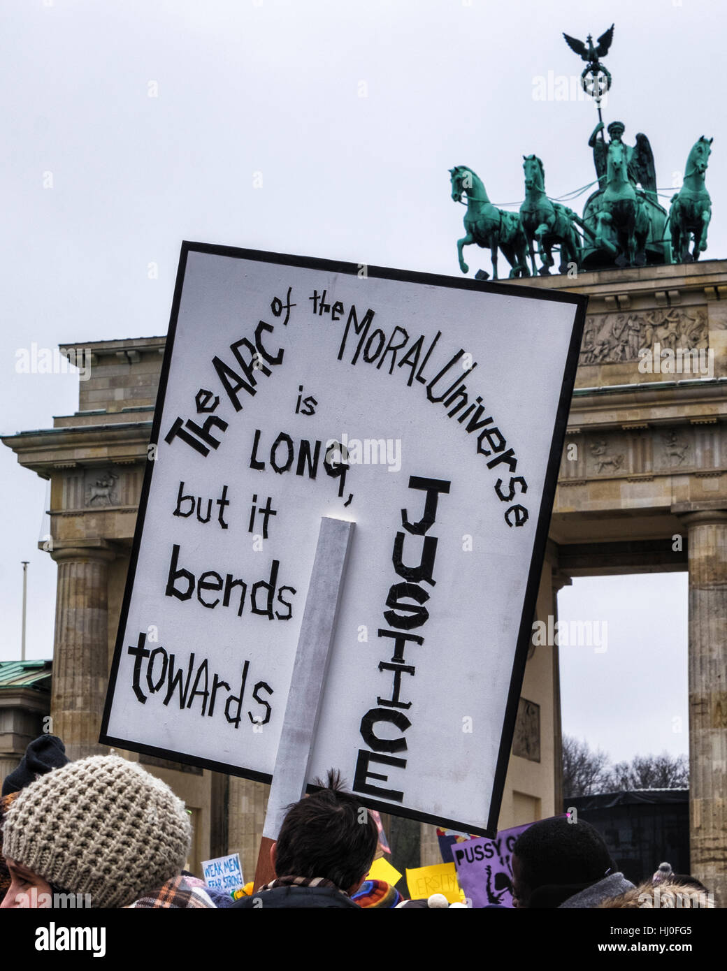 Berlin, Germany, 21st January 2017. Women, Men and Children gathered at the Pariser Platz outside the US Embassy today to protest against the newly inaugurated President, Donald Trump. Protests planned in London, Berlin, Oslo, Toronto and other cities around the world, will express the fear that Donald Trump poses a threat to human and civil rights. Eden Breitz/Alamy Live News Stock Photo