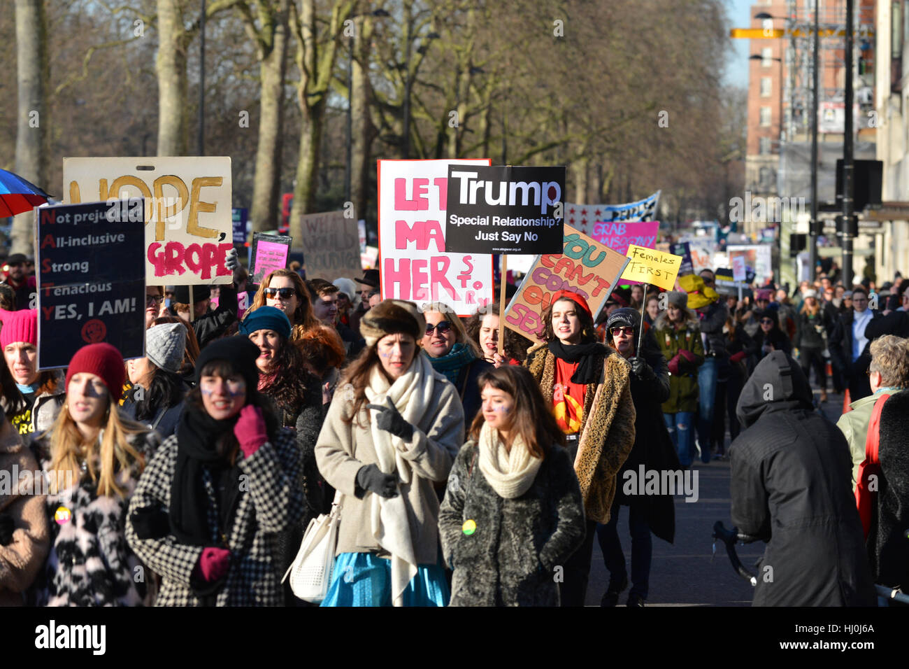 London, UK. 21st January 2017. Thousands attend the Womens March on ...