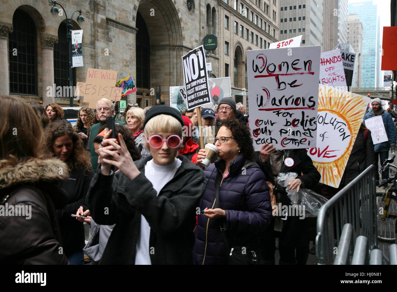Tens of Thousands Attend Women’s March In New York Stock Photo - Alamy