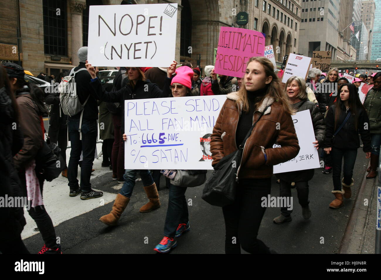 Tens of Thousands Attend Women’s March In New York Stock Photo - Alamy